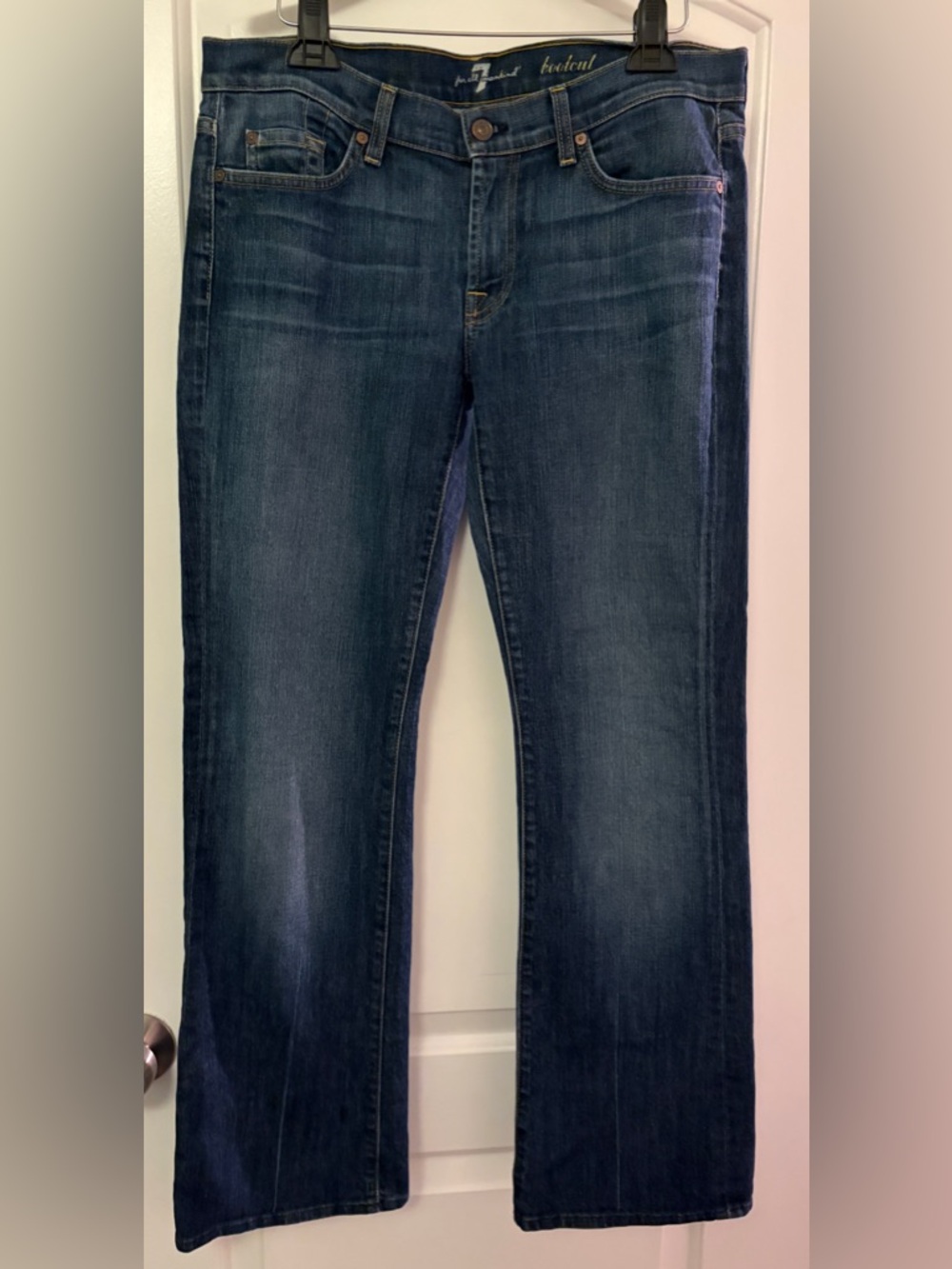 7 For All Mankind Straight-Leg Bootleg Jeans 32 (30” inseam)